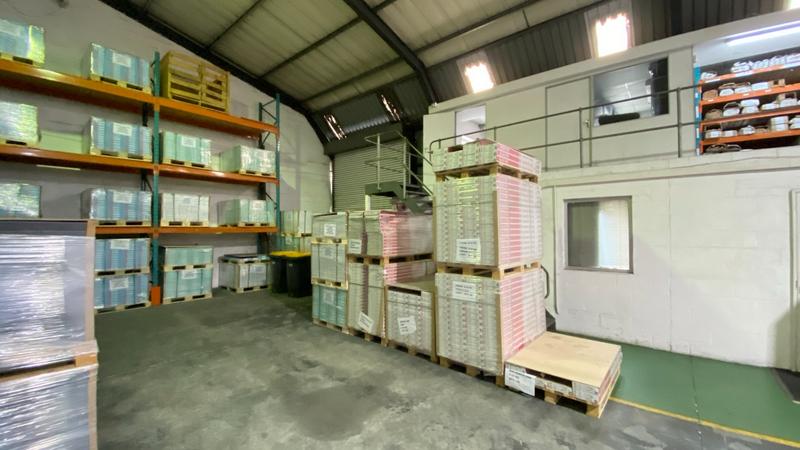 To Let commercial Property for Rent in Maitland Western Cape